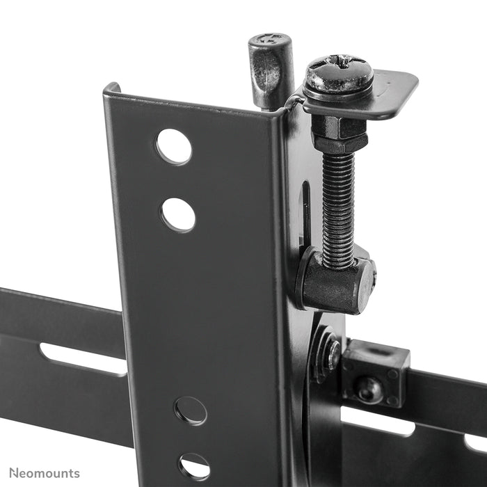 LED-VW500BLACK is a flat video wall wall mount for screens up to 75 inches (191 cm).