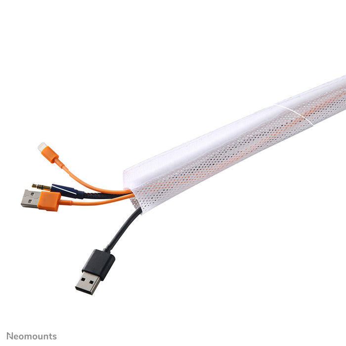 NS-CS200WHITE is a flexible cable sock (Length: 200 cm, Width 8.5 cm) - White